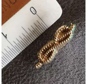 Love Knot lapel Pin