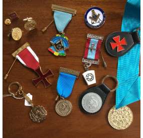 Medals and jewels made on request